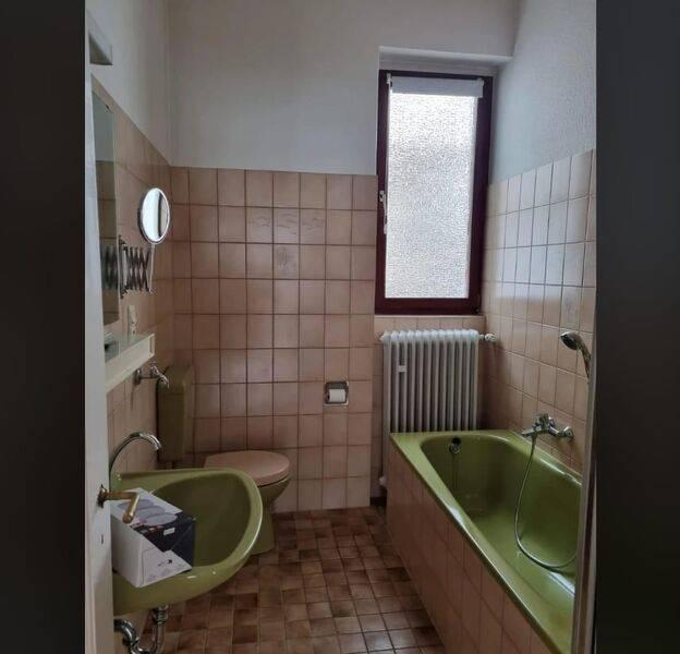 SUCHE zum KAUF - Renovierungsbedürftige Wohnung