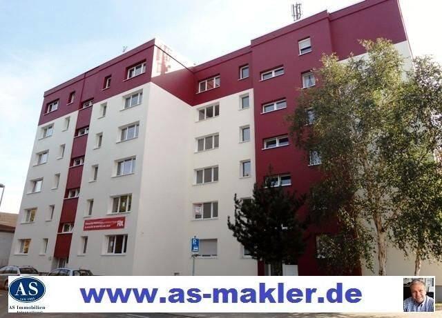 Wohnung mit Balkon und Garage!